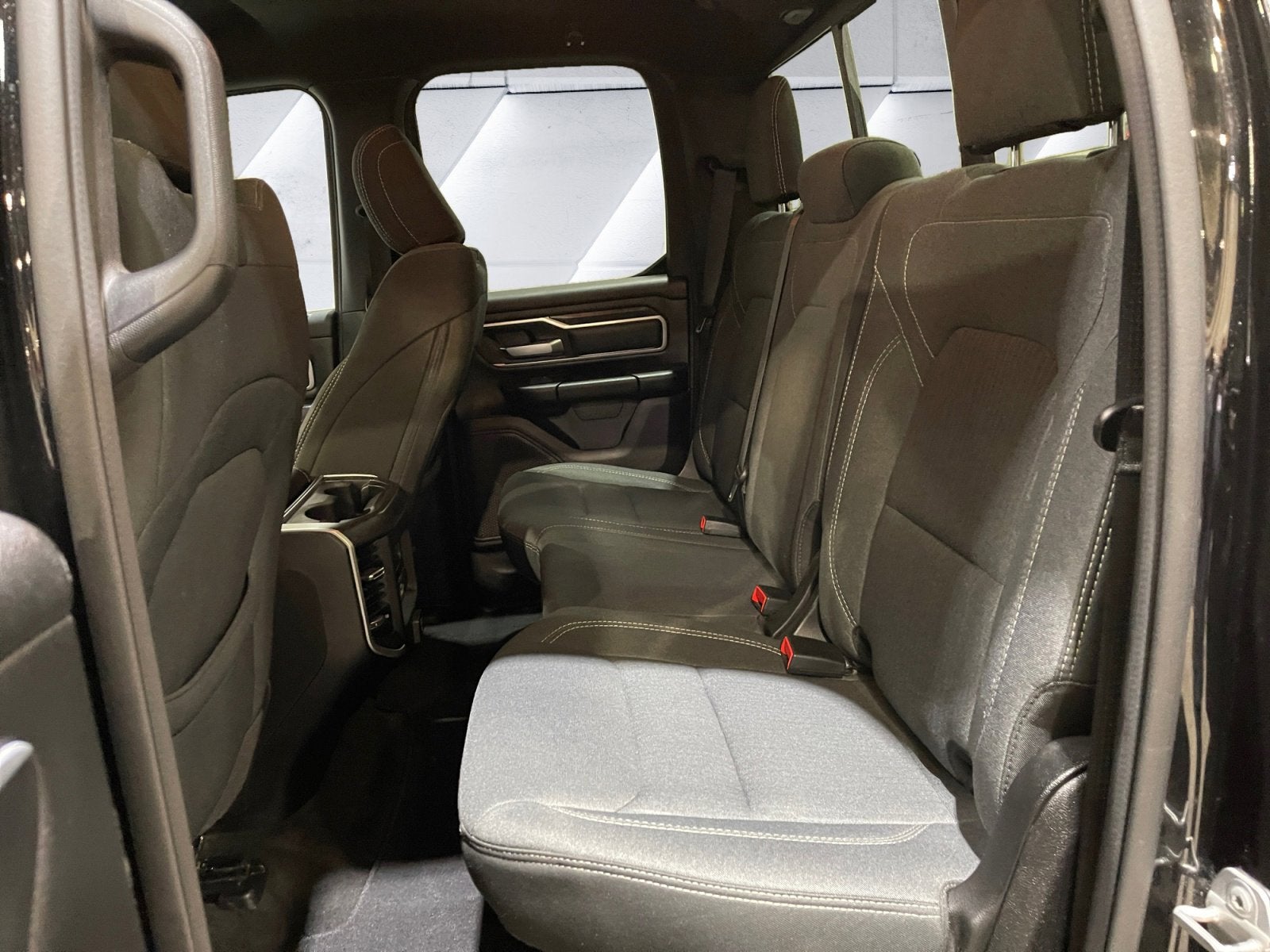 2022 RAM 1500 Big Horn Quad Cab 4x4 6'4" Box