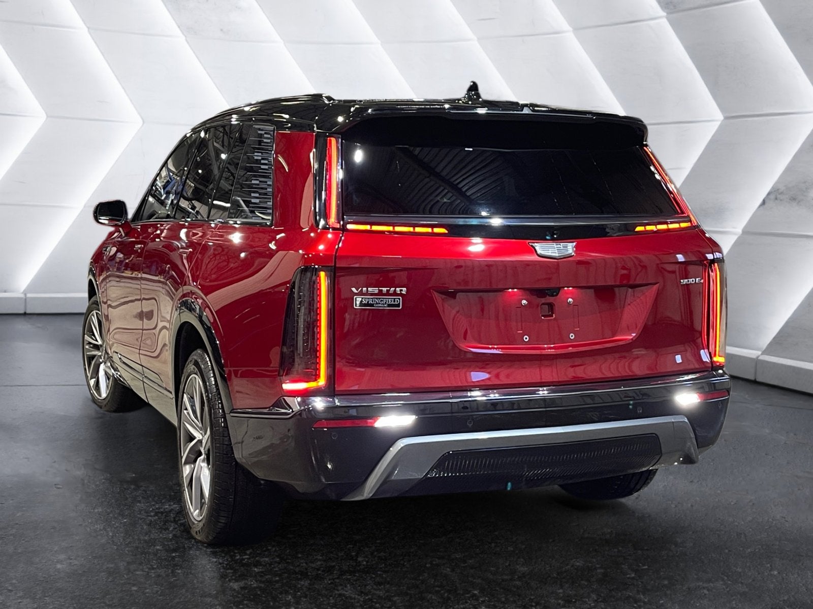 2026 Cadillac VISTIQ Sport