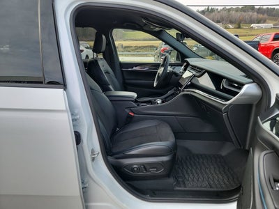 2023 Jeep Grand Cherokee 4xe Trailhawk