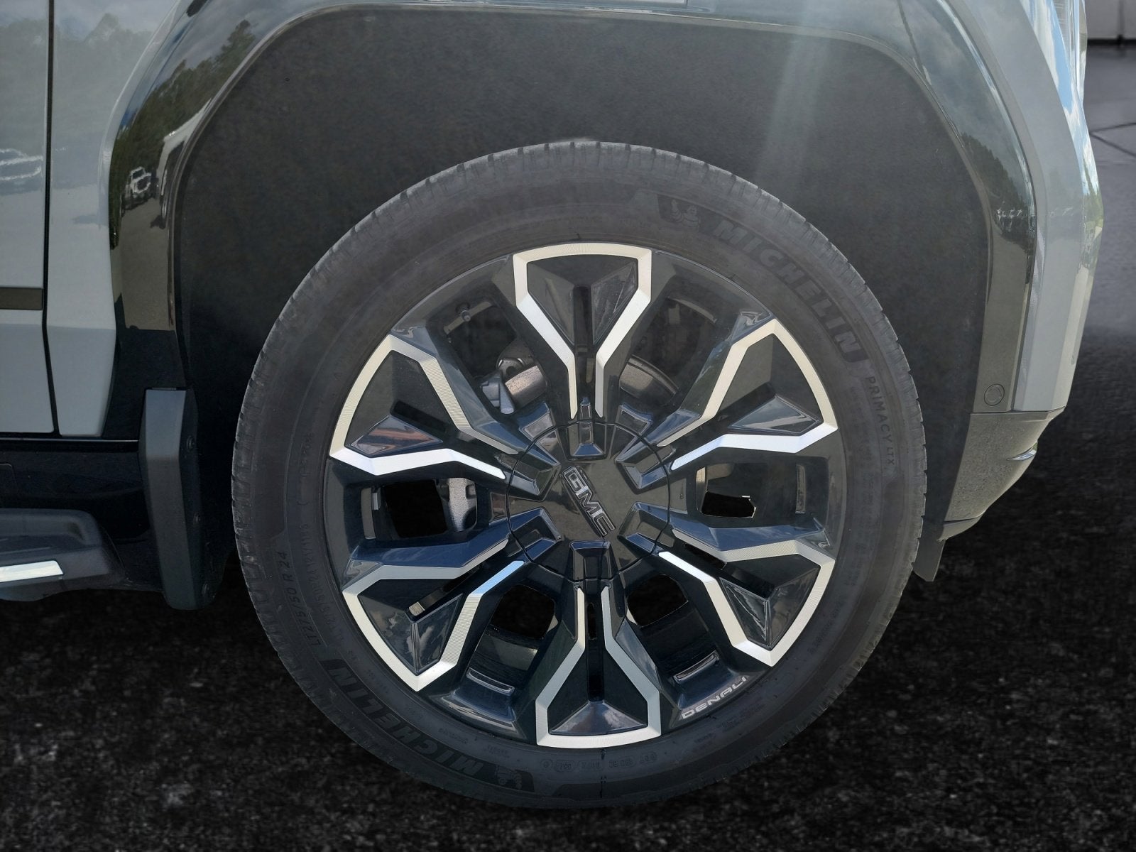 2025 GMC Sierra EV Max Range Denali