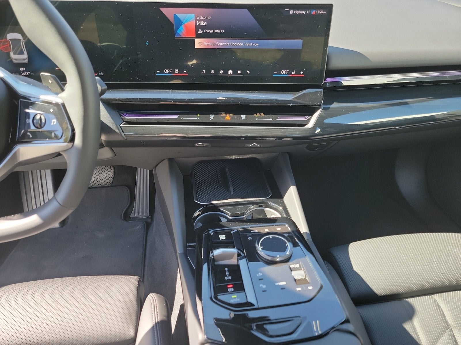 2025 BMW 5 Series 530i xDrive