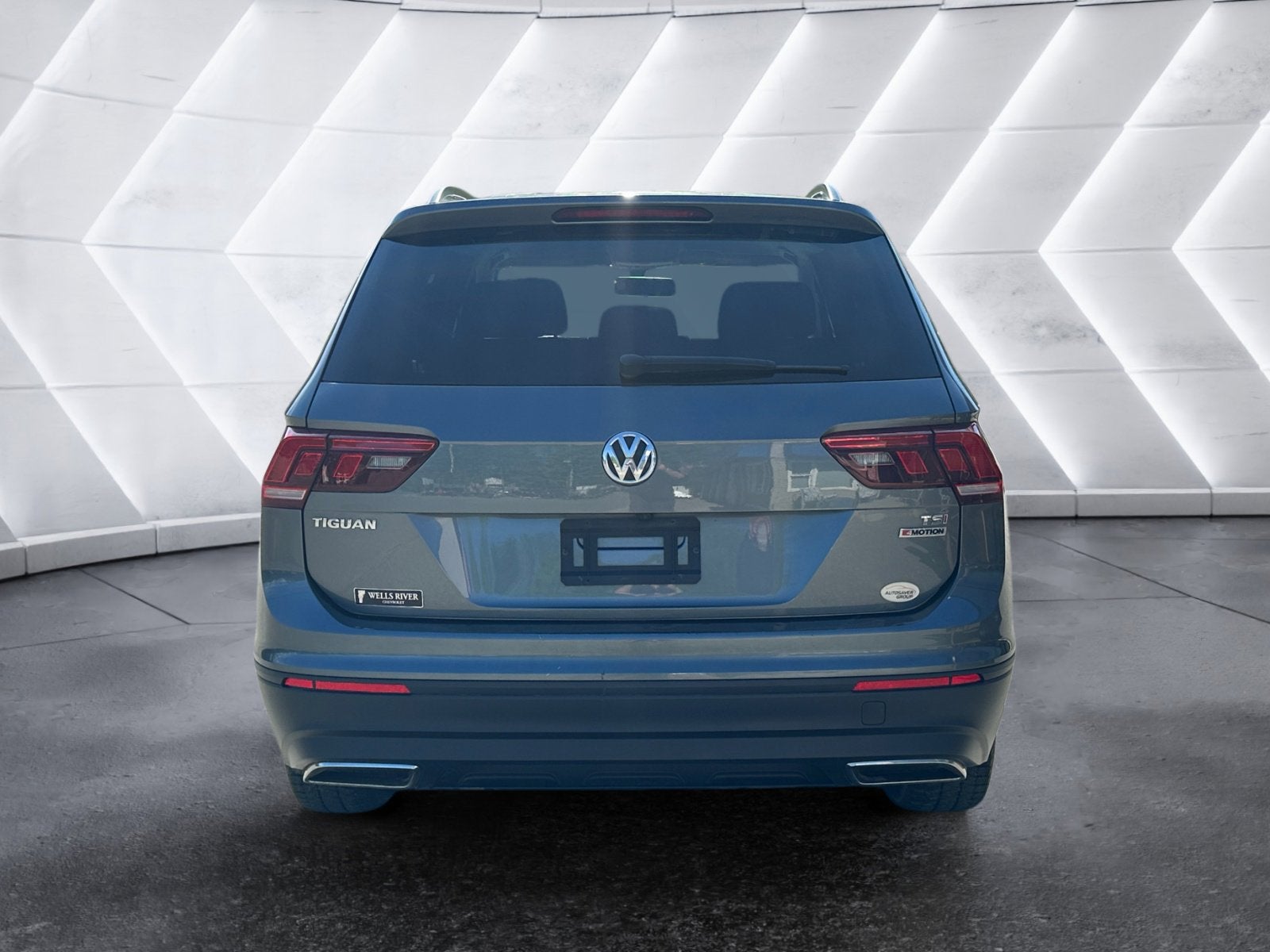 2018 Volkswagen Tiguan S