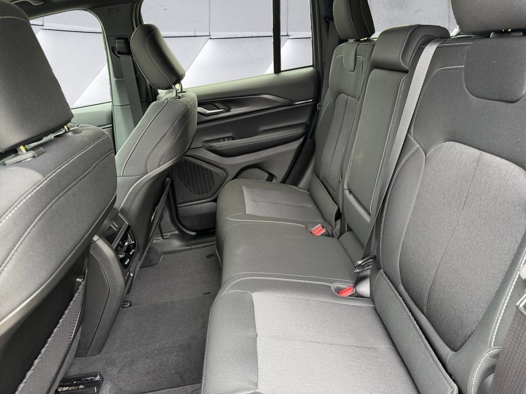 2026 Jeep Grand Cherokee Laredo X