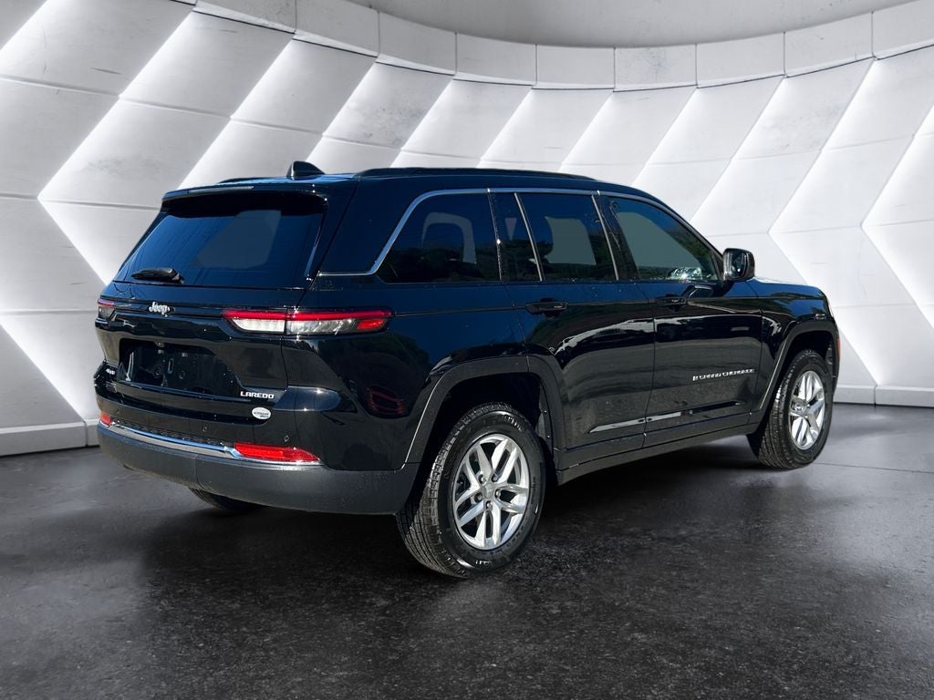 2025 Jeep Grand Cherokee Laredo X