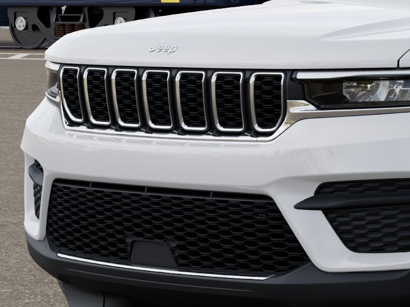 2027 Jeep Grand Cherokee Laredo X