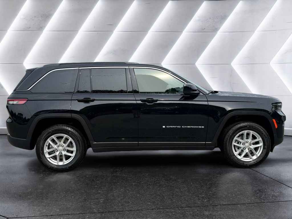 2026 Jeep Grand Cherokee Laredo X