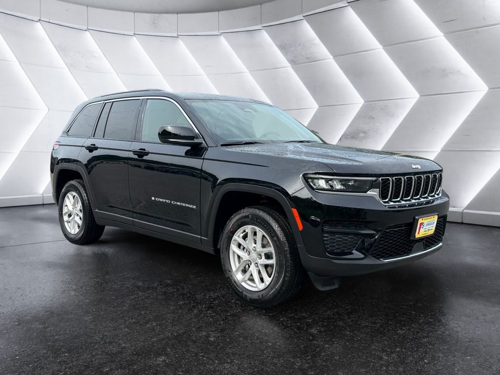 2026 Jeep Grand Cherokee Laredo X