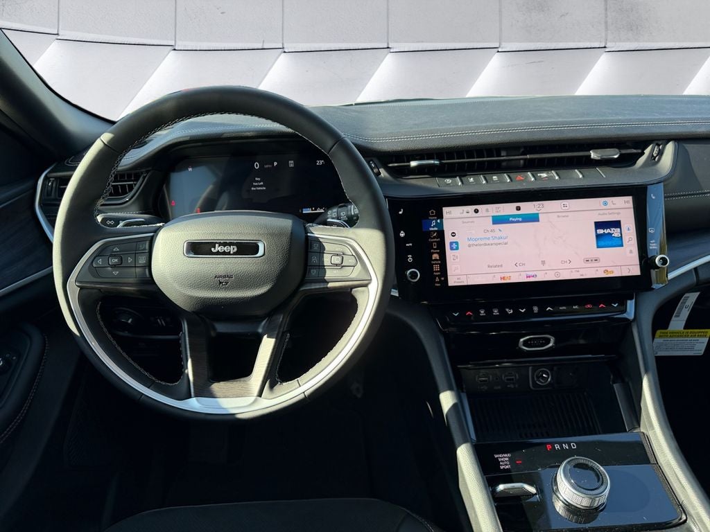 2026 Jeep Grand Cherokee Laredo