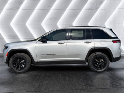 2026 Jeep Grand Cherokee Laredo