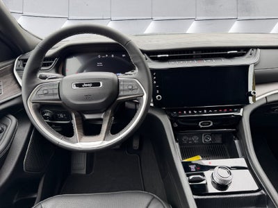 2027 Jeep Grand Cherokee Limited Reserve