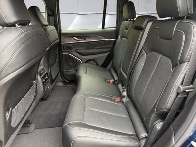 2027 Jeep Grand Cherokee Limited Reserve