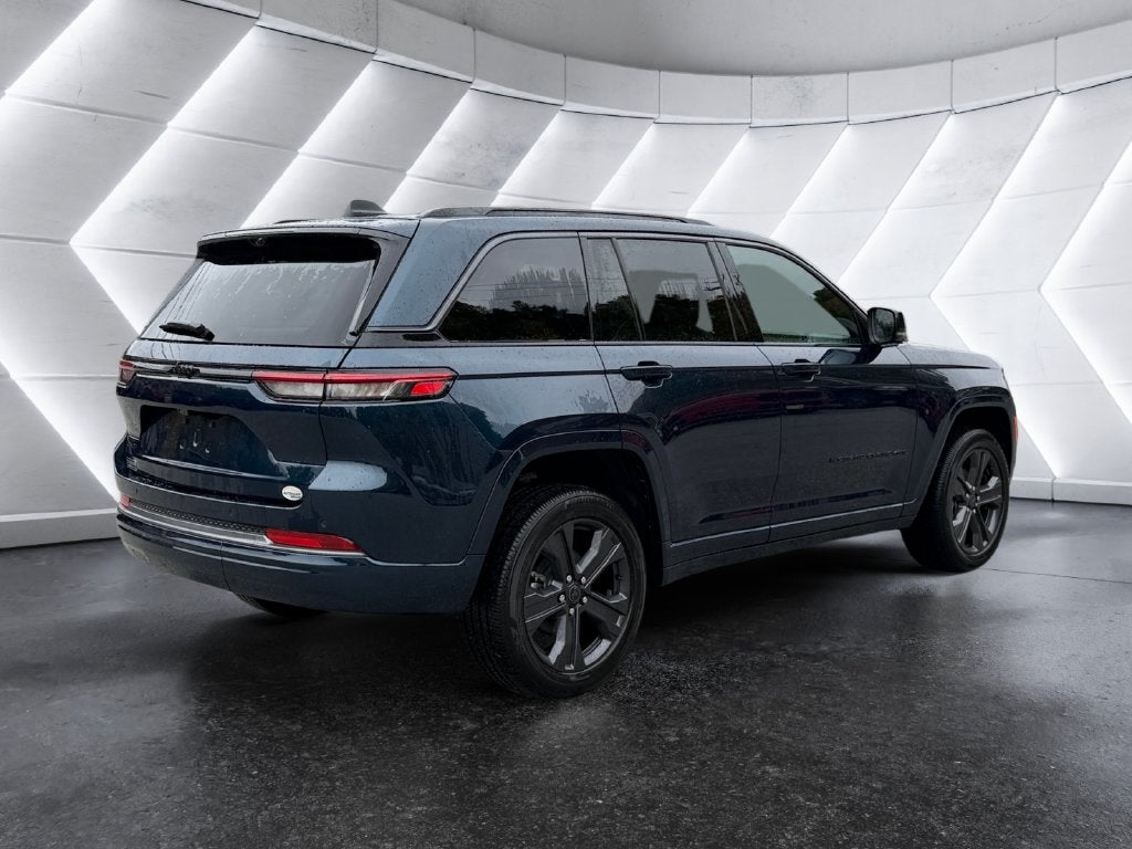 2027 Jeep Grand Cherokee Limited Reserve