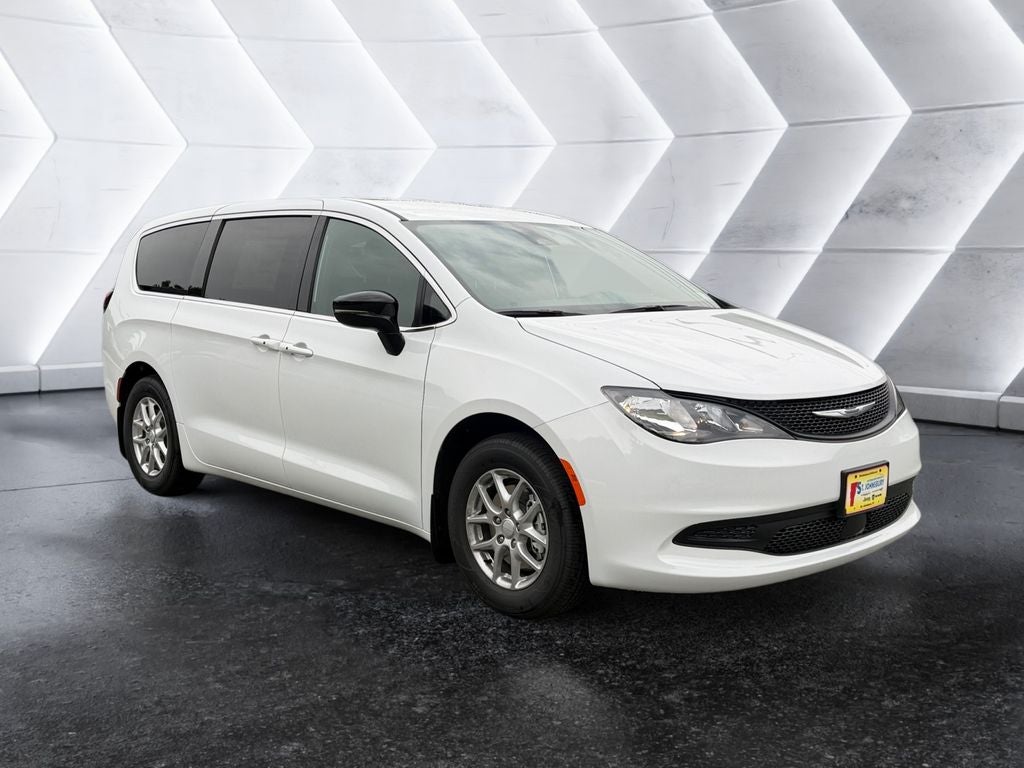 2027 Chrysler Pacifica LX