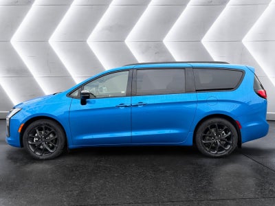 2027 Chrysler Pacifica Limited