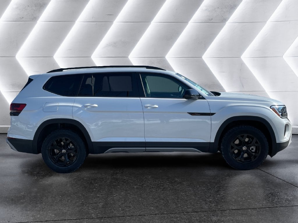 2026 Volkswagen Atlas Peak Edition