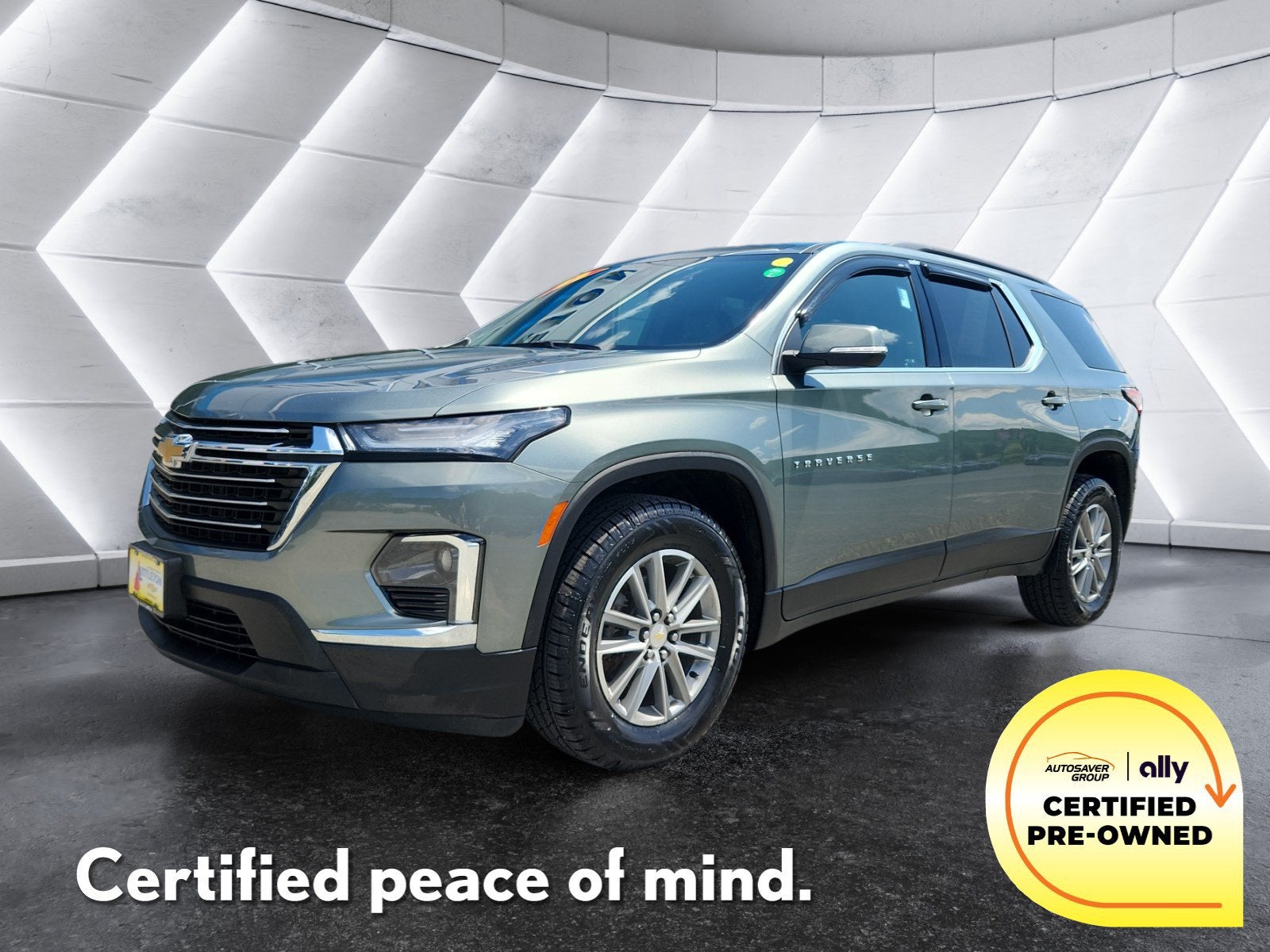 2023 Chevrolet Traverse LT Leather