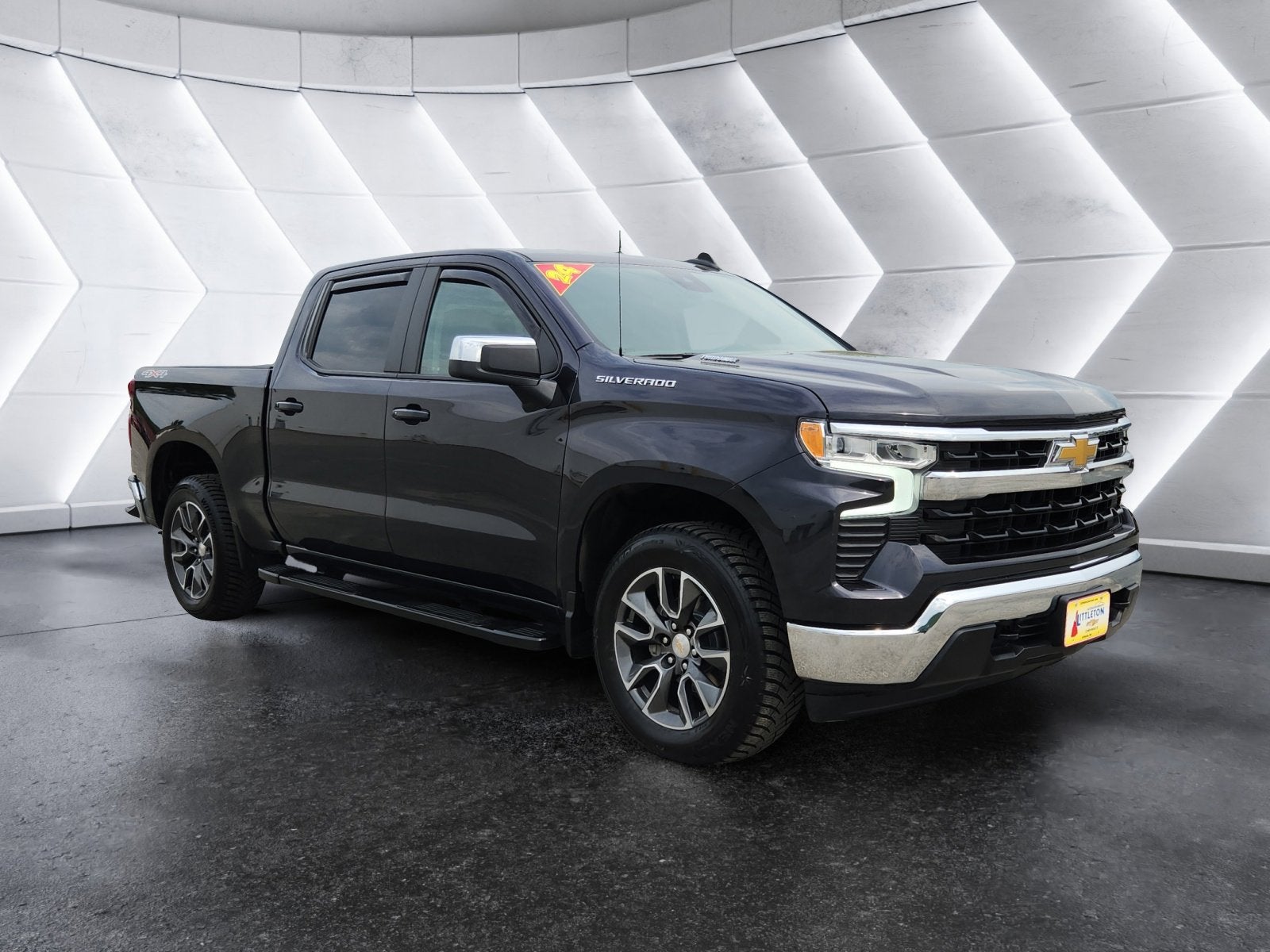 2024 Chevrolet Silverado 1500 LT (2FL)