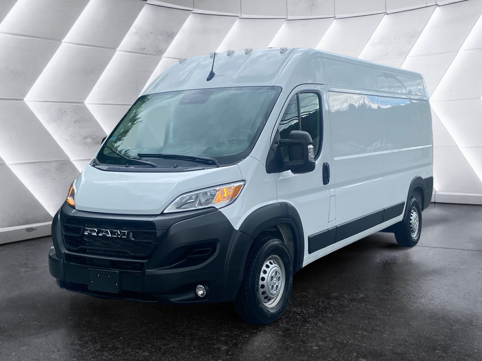 2026 RAM ProMaster Cargo Van Tradesman