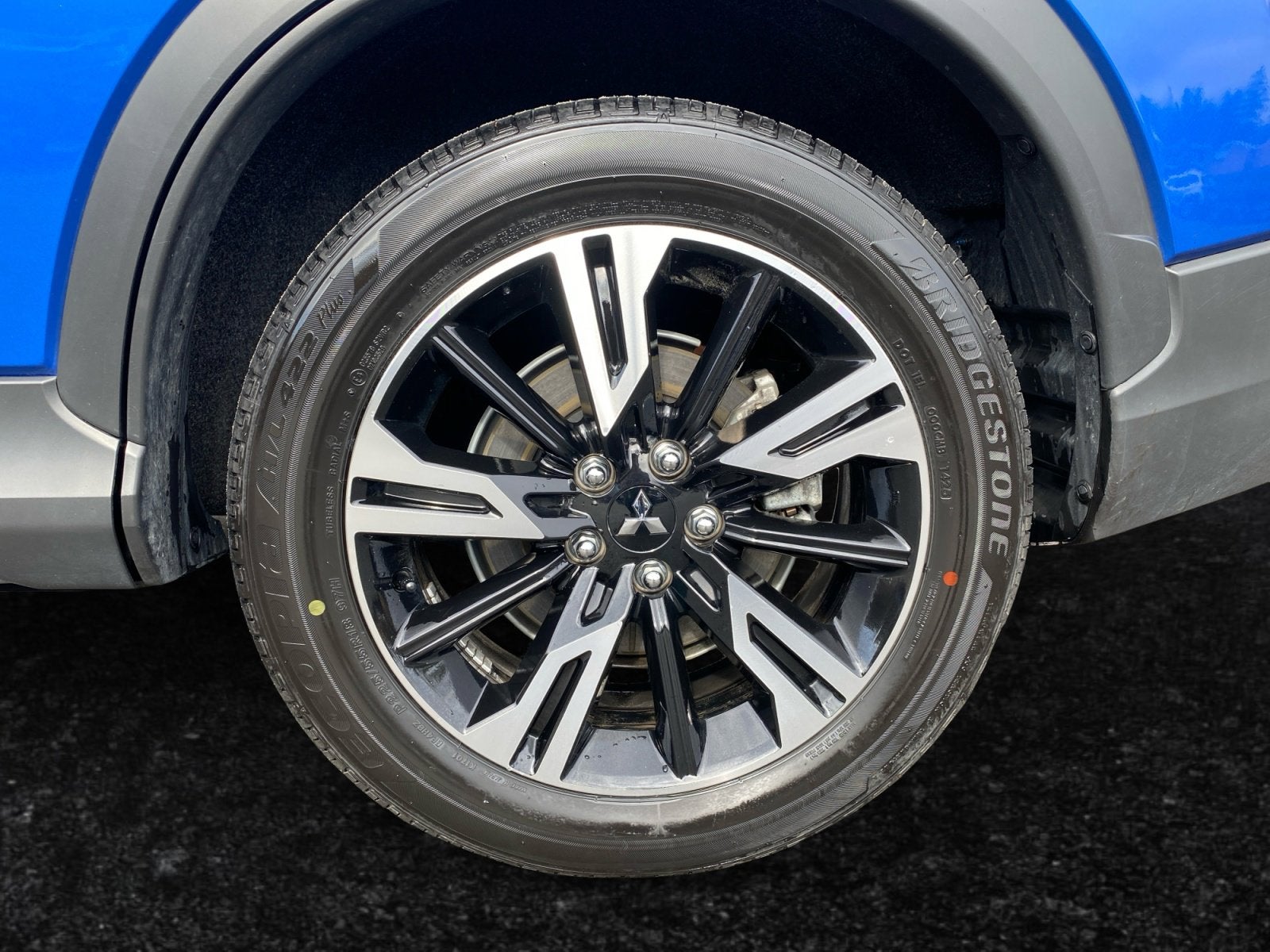 2025 Mitsubishi Eclipse Cross Base