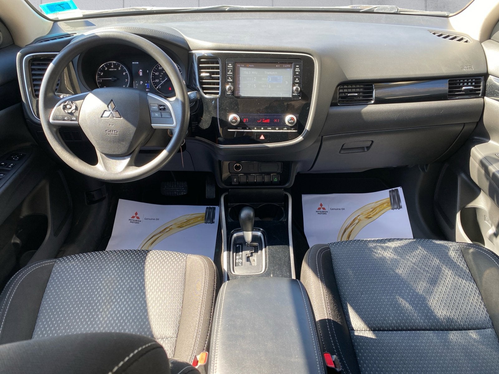 2020 Mitsubishi Outlander Base