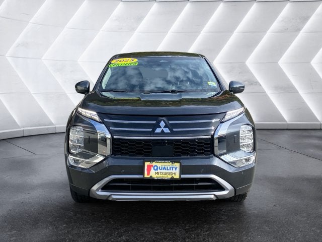 2025 Mitsubishi Outlander Base
