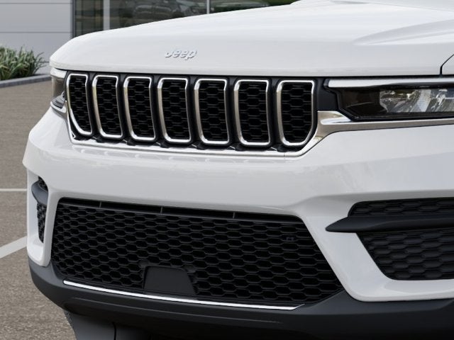 2027 Jeep Grand Cherokee Laredo X