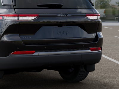 2027 Jeep Grand Cherokee Laredo Altitude