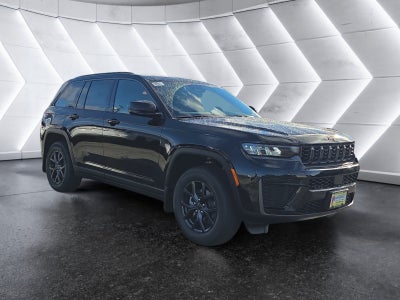 2027 Jeep Grand Cherokee Laredo Altitude