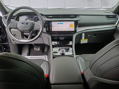 2026 Jeep Grand Cherokee Altitude