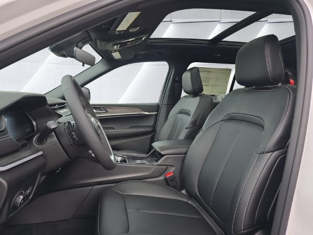 2027 Jeep Grand Cherokee Limited Reserve