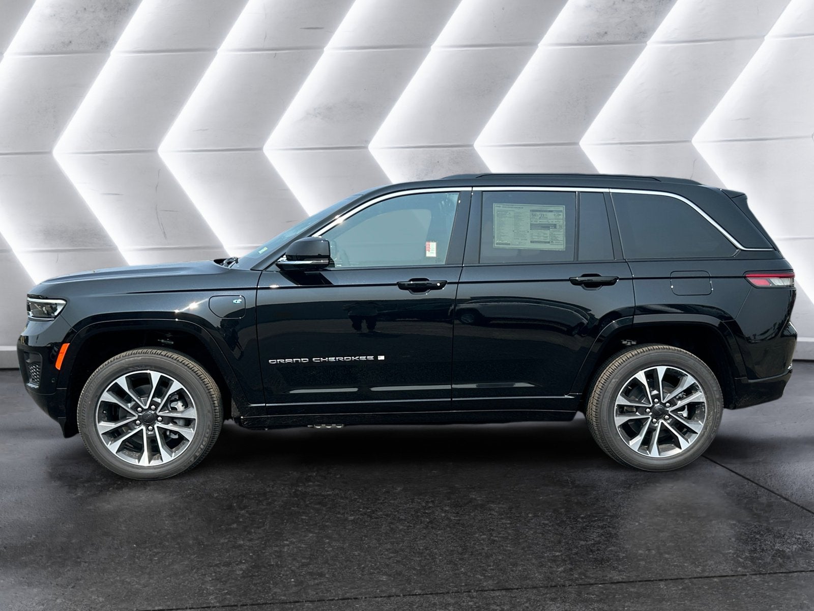 2024 Jeep Grand Cherokee 4xe Overland 4xe