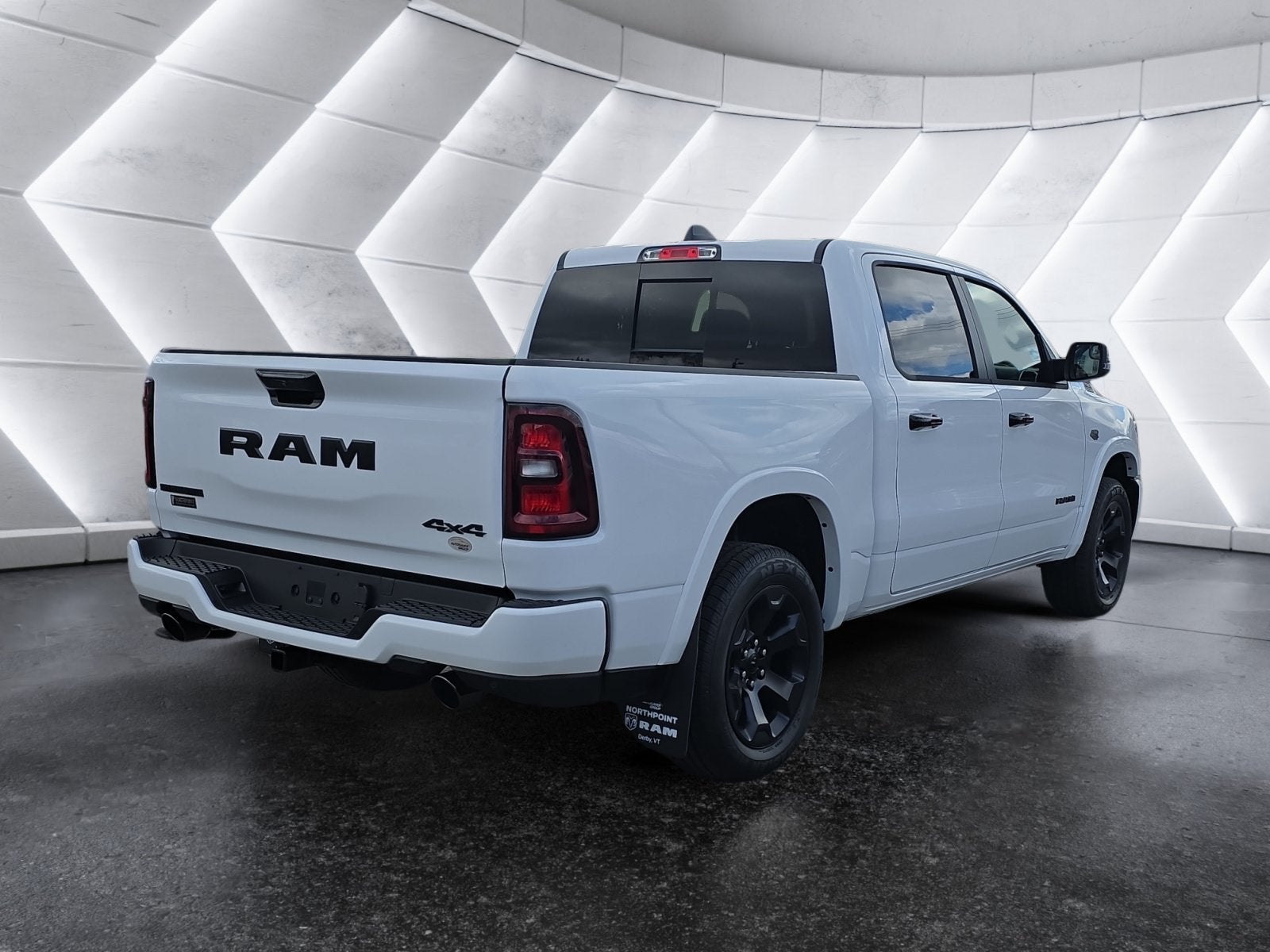 2027 RAM 1500 Big Horn/Lone Star