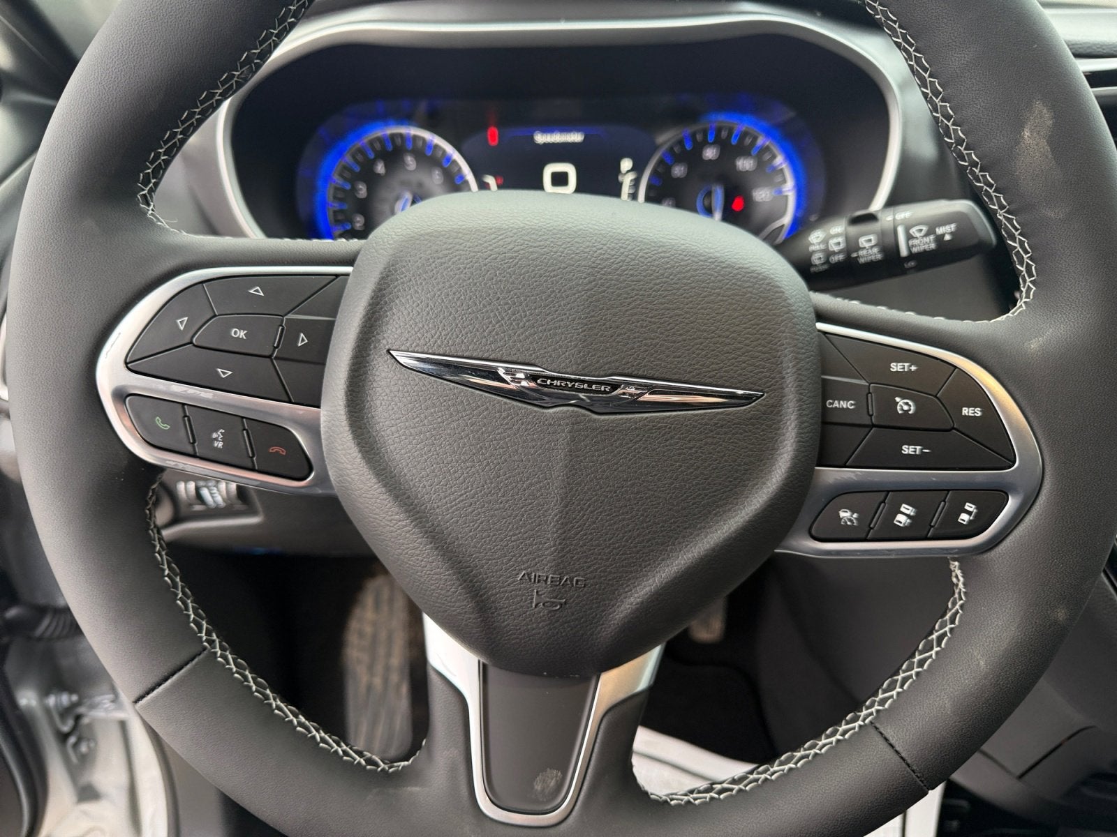 2026 Chrysler Voyager LX