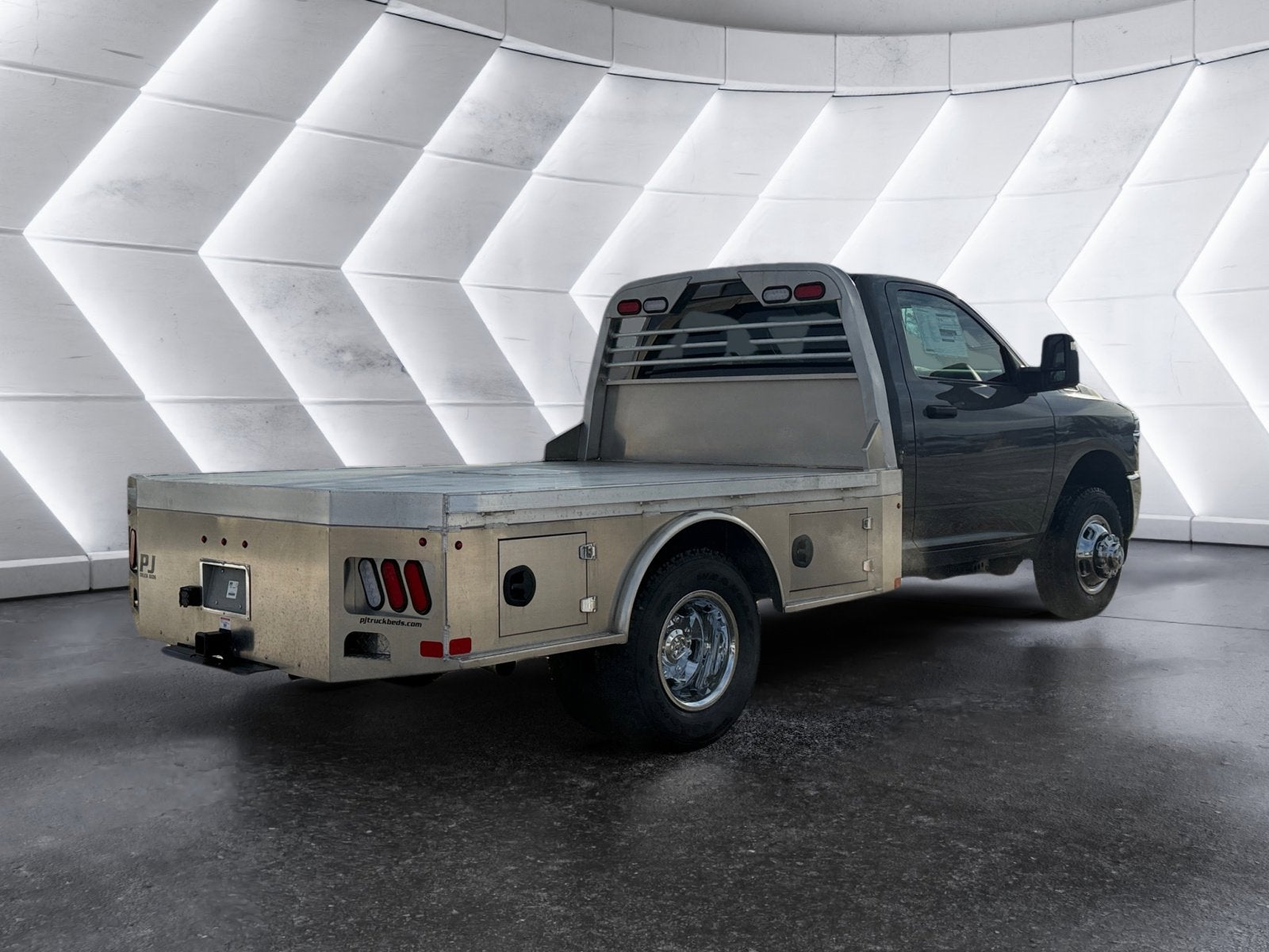 2026 RAM 3500 Chassis Cab Tradesman PJ Aluminum Skirtbody Flatbed