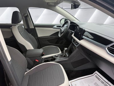 2025 Volkswagen Taos SE