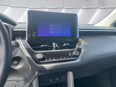2025 Toyota Corolla Cross XLE