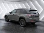 2027 Jeep Grand Cherokee Laredo Altitude