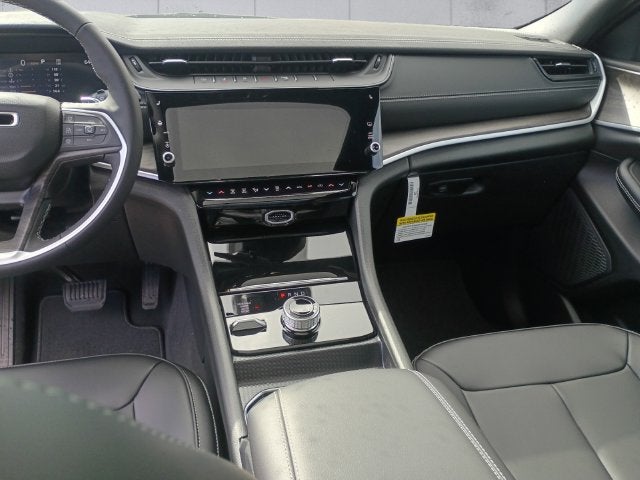 2027 Jeep Grand Cherokee Limited ALTITUDE PACKAGE