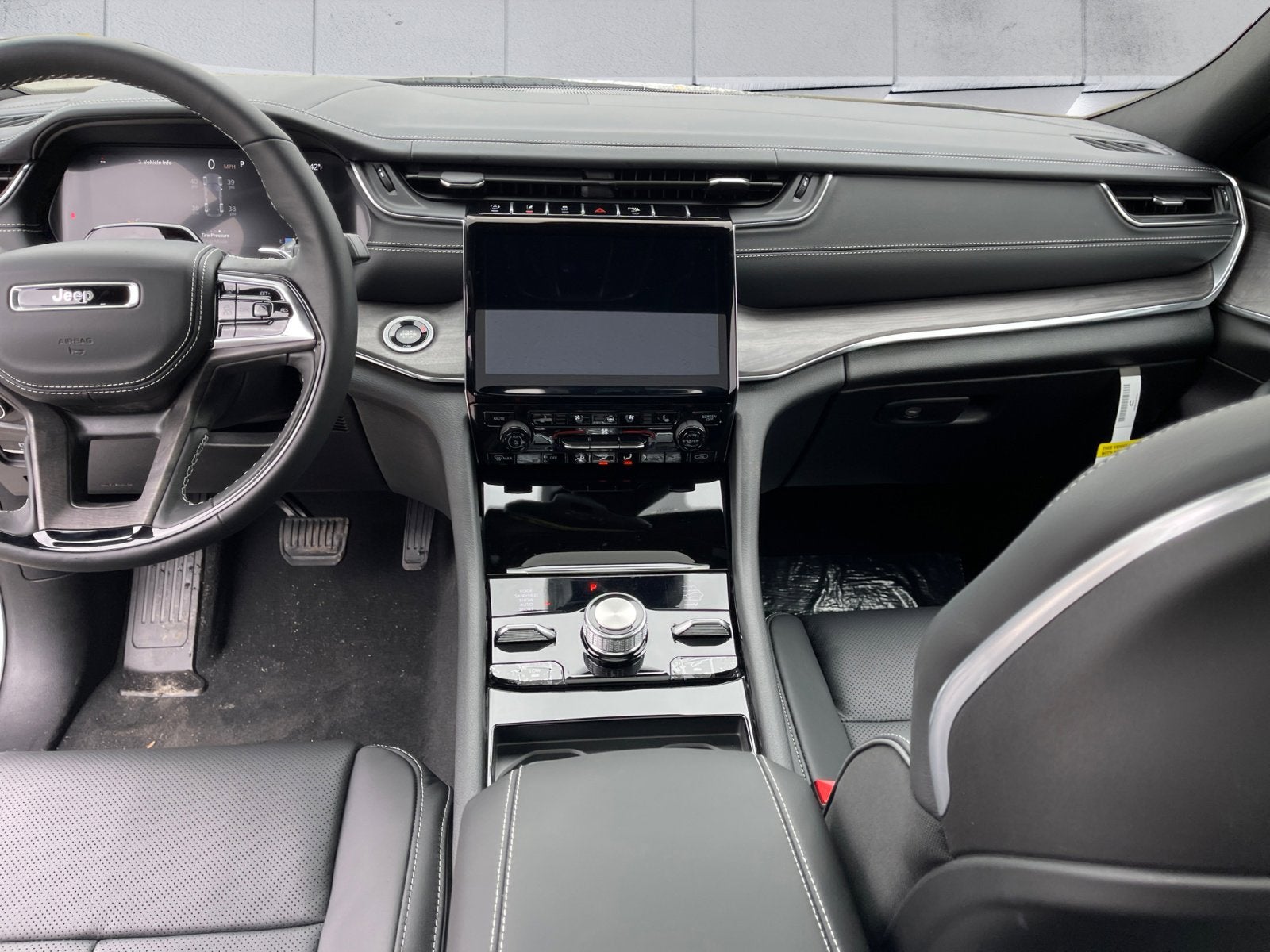 2025 Jeep Grand Cherokee Overland