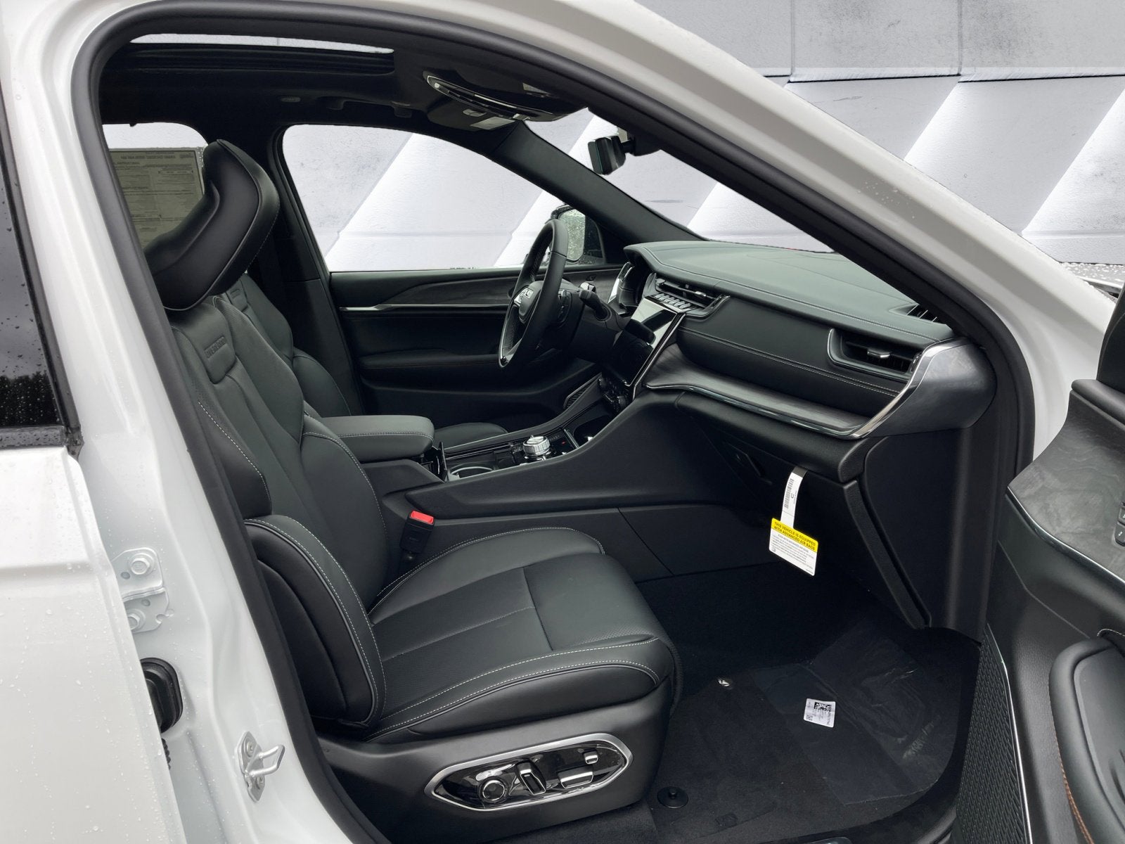 2025 Jeep Grand Cherokee Overland