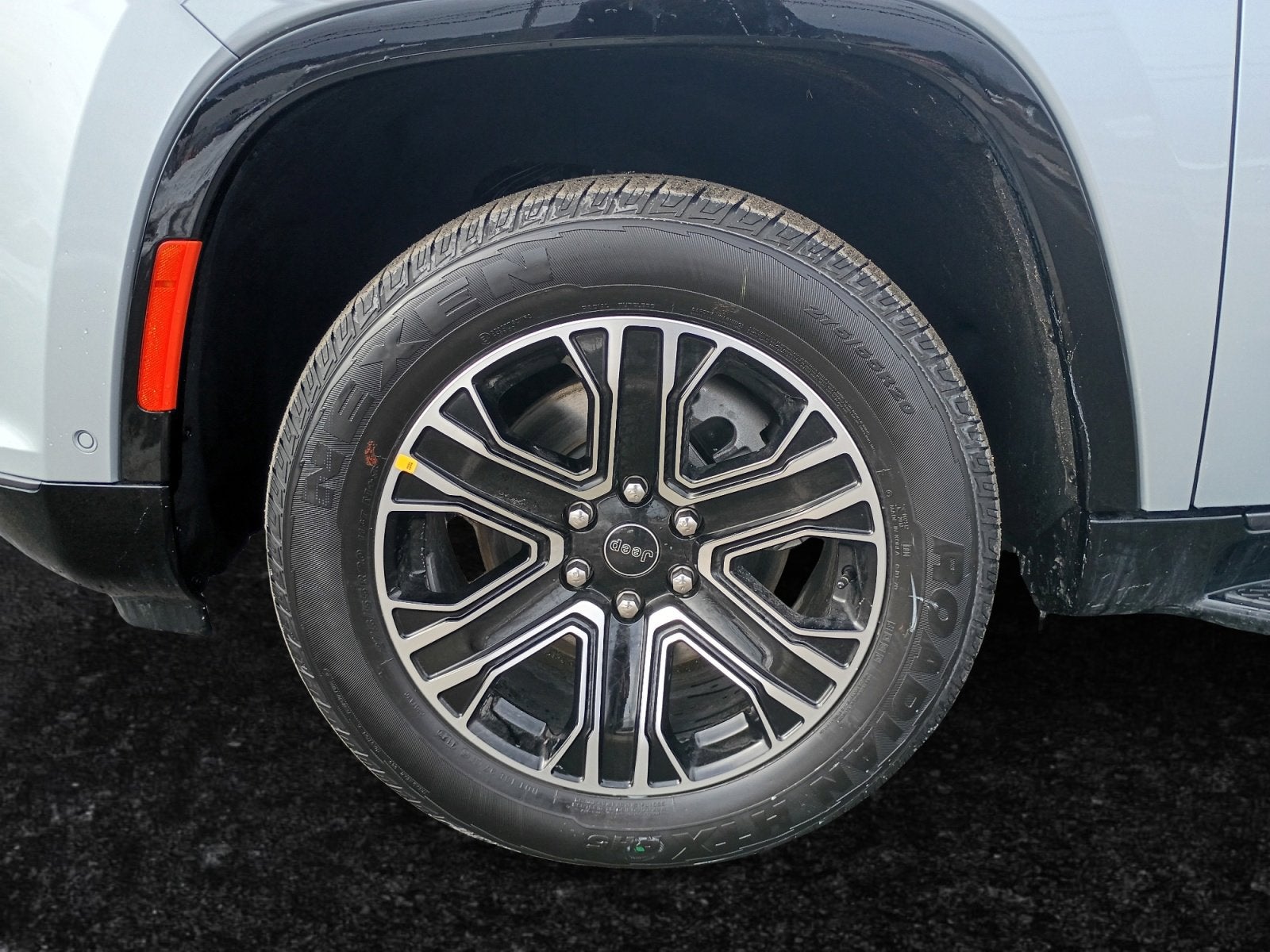 2026 Jeep Grand Wagoneer Base