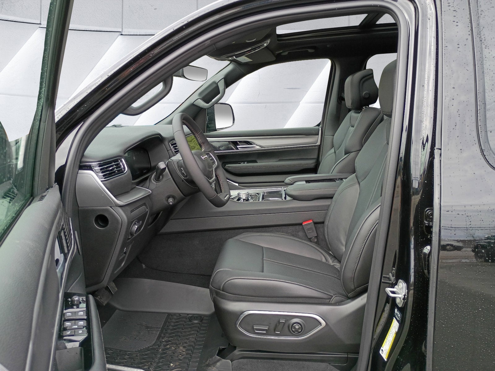 2026 Jeep Grand Wagoneer Upland