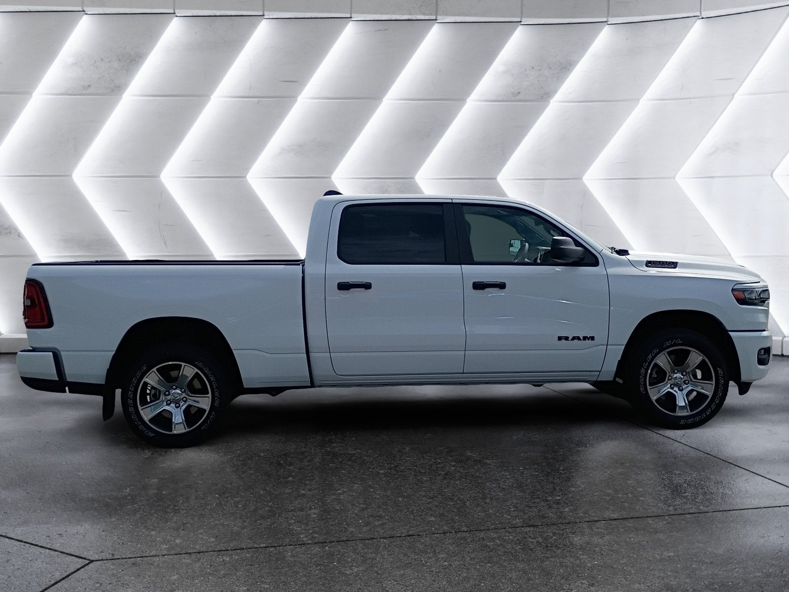 2026 RAM 1500 Express