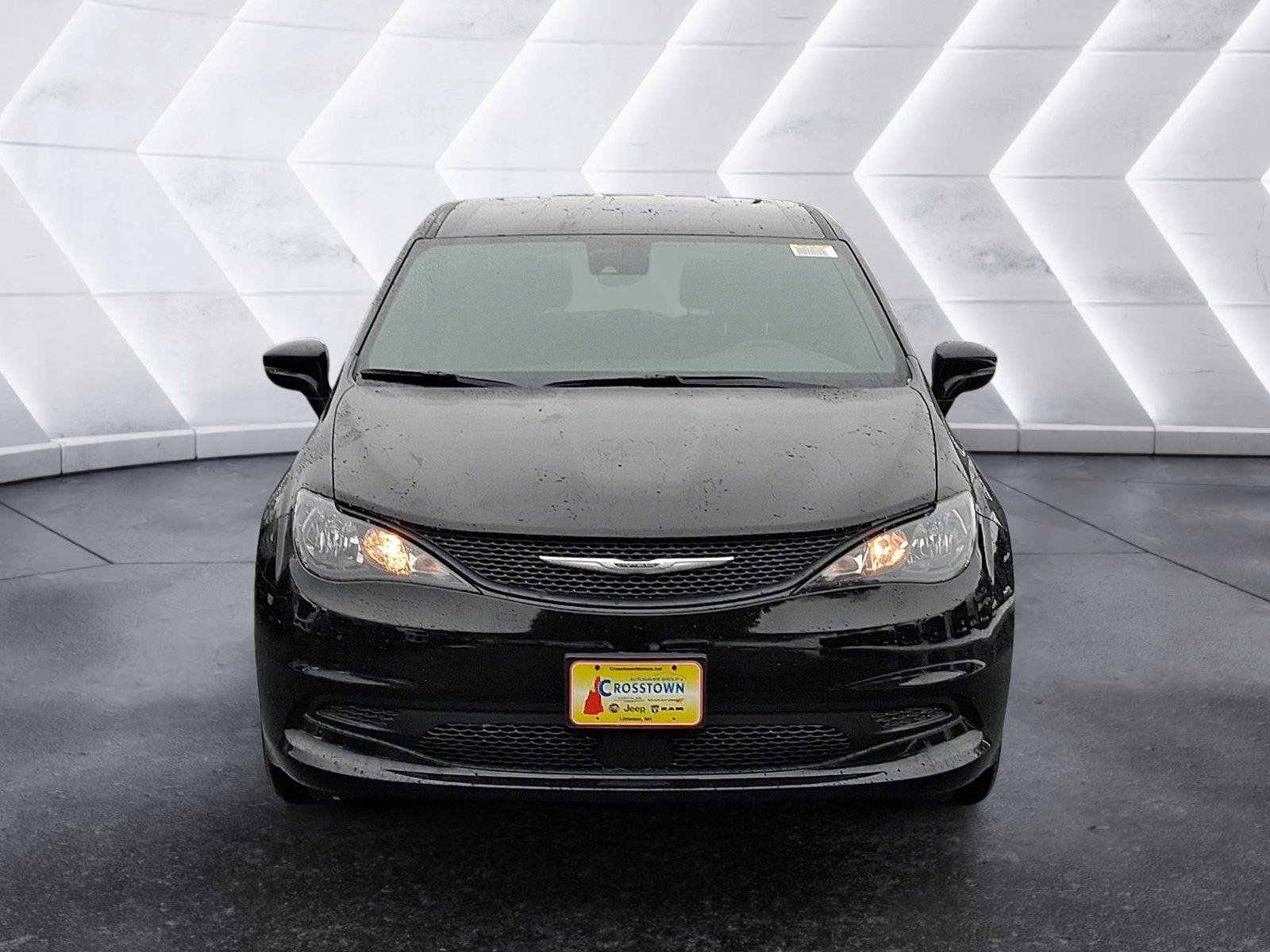 2026 Chrysler Voyager LX