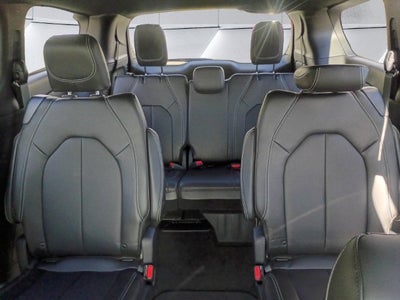 2027 Chrysler Pacifica Select AWD