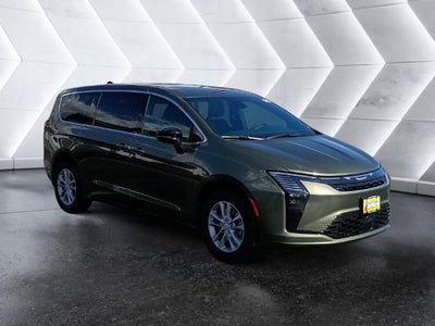 2027 Chrysler Pacifica Select AWD