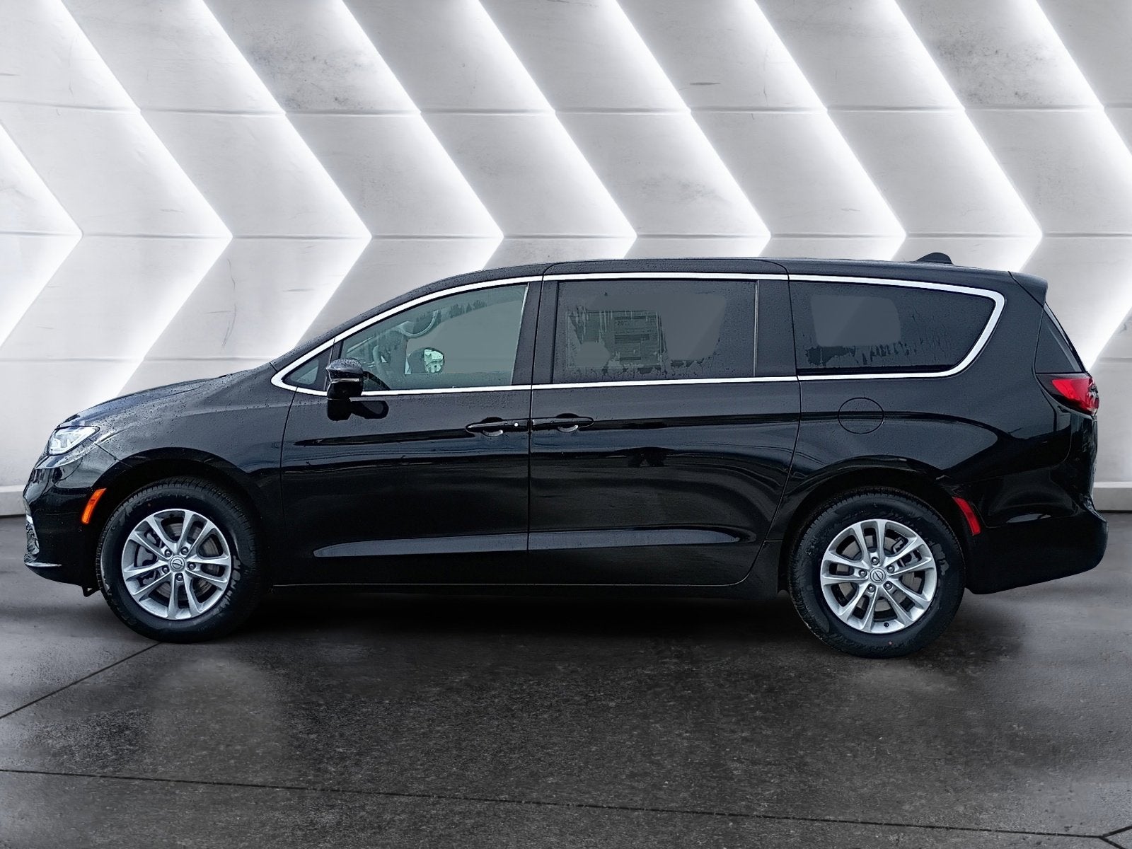 2026 Chrysler Pacifica Select AWD
