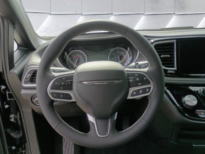 2027 Chrysler Pacifica Select AWD