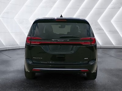 2027 Chrysler Pacifica Select AWD