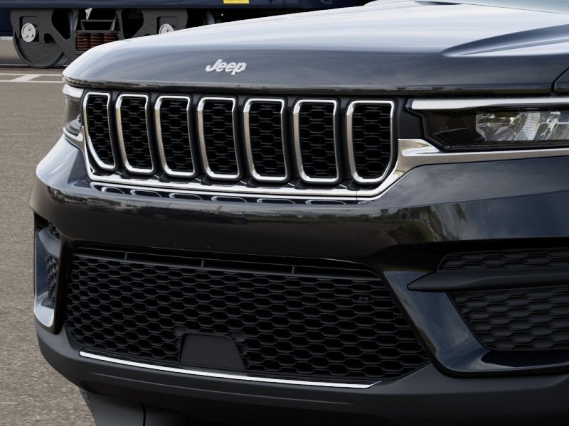 2027 Jeep Grand Cherokee Laredo X